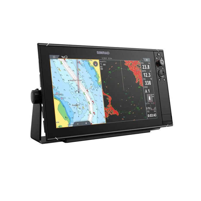 Simrad NSS16 EVO3S Combo MFD World Basemap (000-15407-001) – display med sjökort med radaröverlägg på skärmen