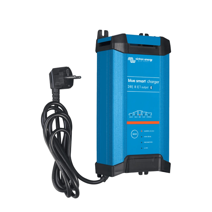 Victron Energy Blue Smart IP22 laddare 24/8, sedd framifrån
