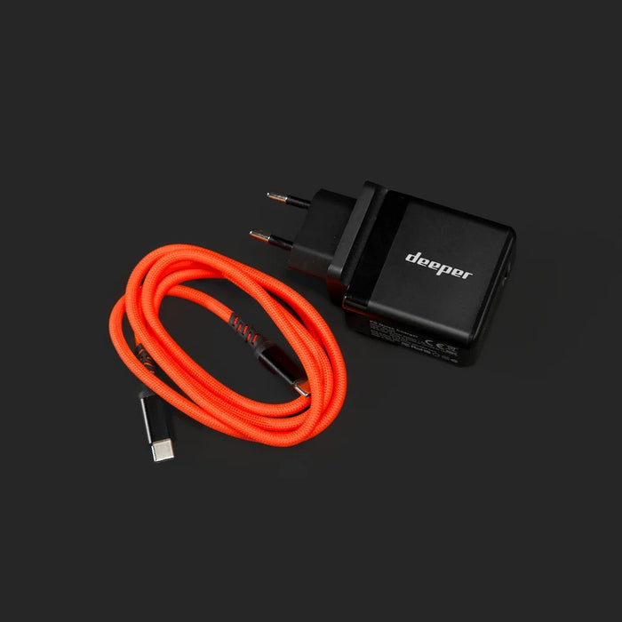 Deeper Quest 65 W laddare med orange USB-C-kabel
