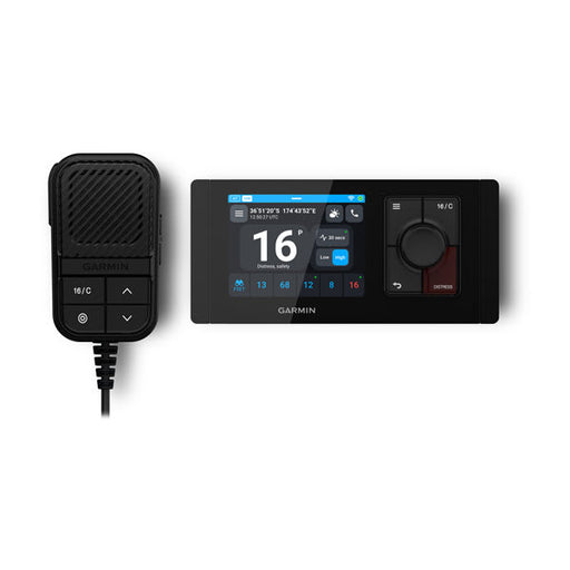 Garmin Signal VHF 220 marinradio sedd rakt framifrån