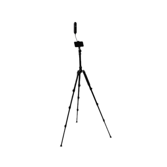 Deeper Tripod utfälld med en liten enhet monterad på toppen