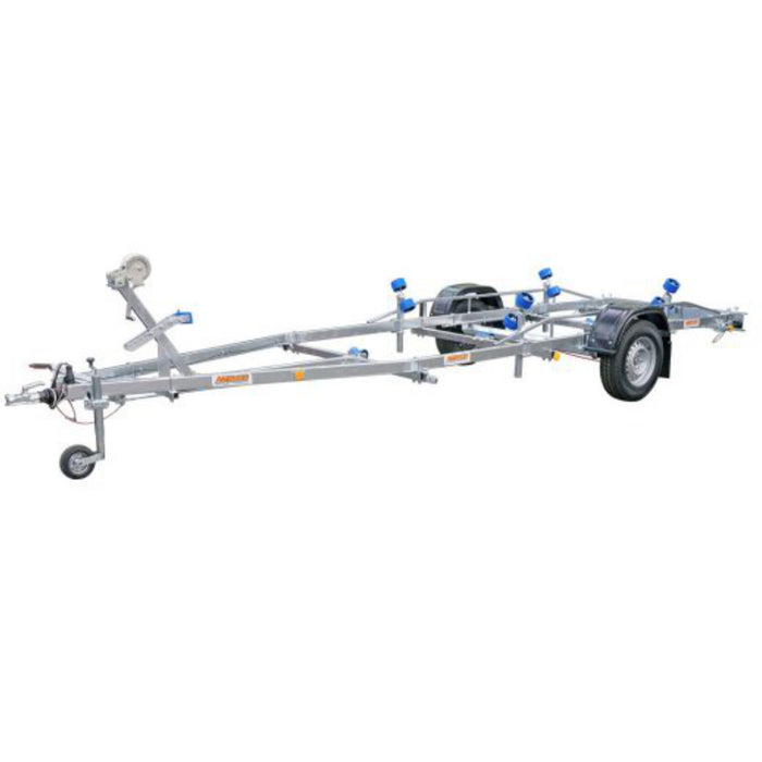 Neptun Navy 1300 båttrailer på vit bakgrund